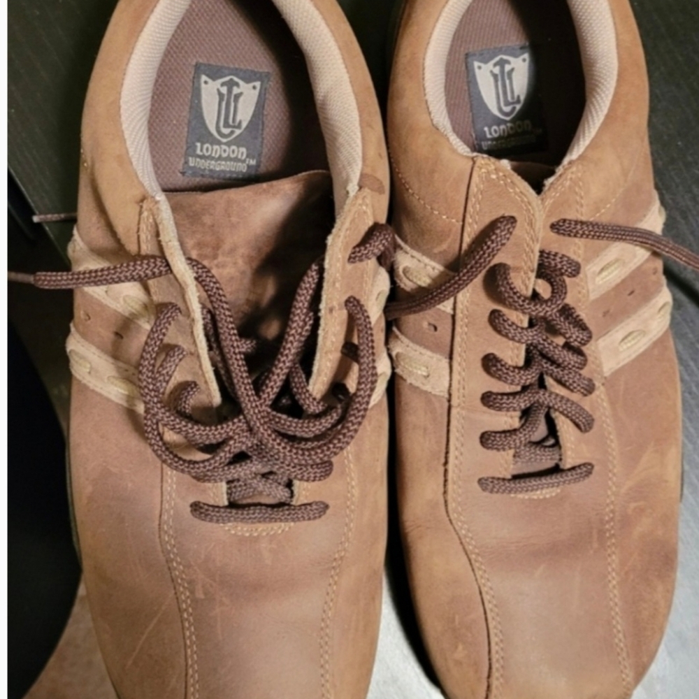 Mens shoes size 11